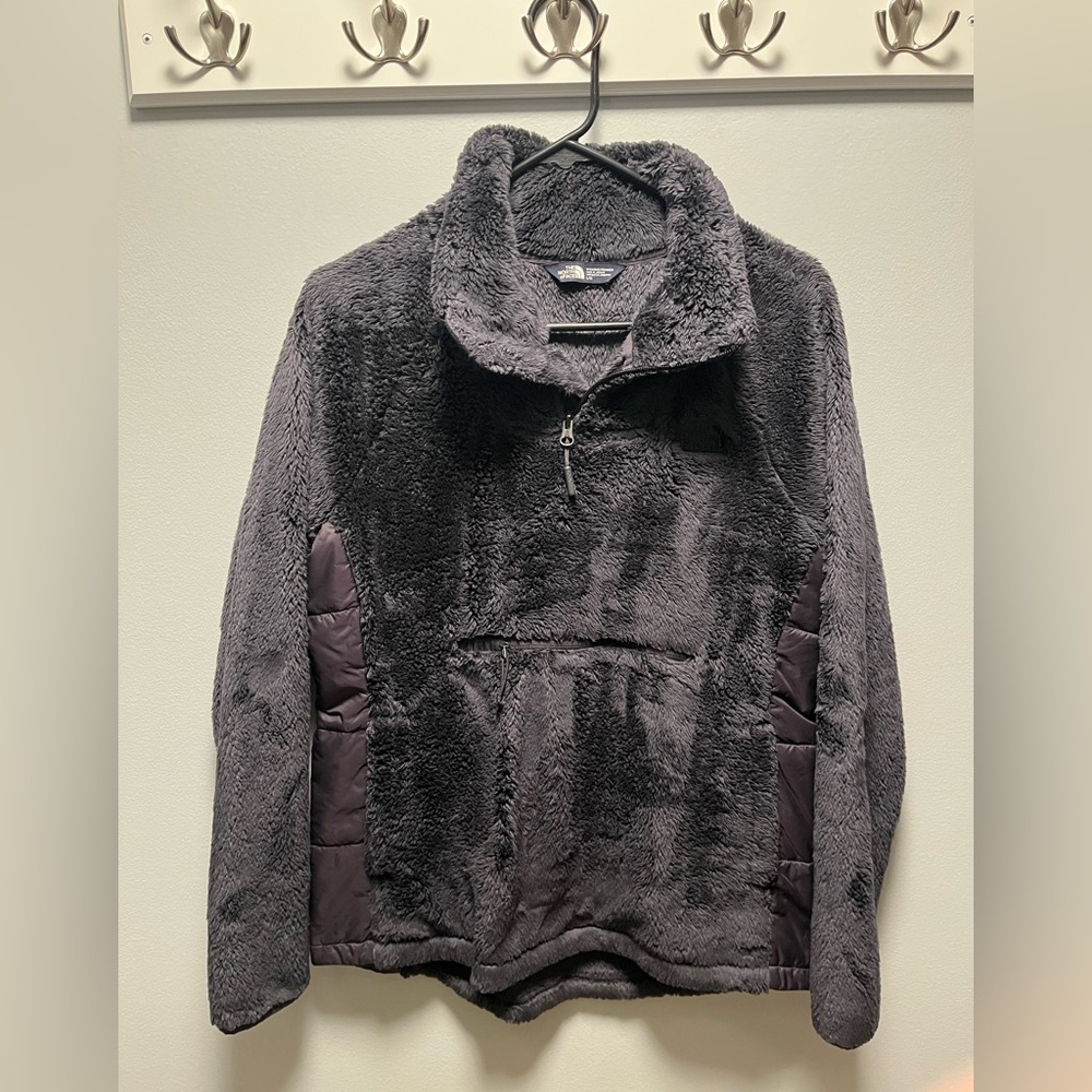 North Face women’s fleece pull over